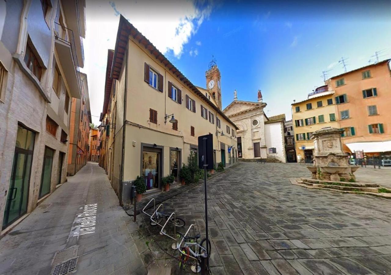 Appartamento Attico Casa Via Rocca Sole Poggibonsi Esterno foto